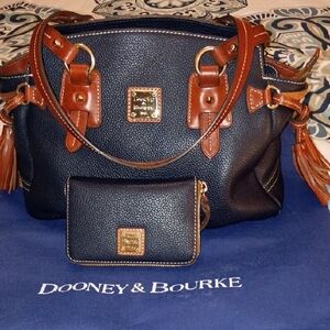 Dooney & Bourke Navy and Tan Shoulder Bag Set